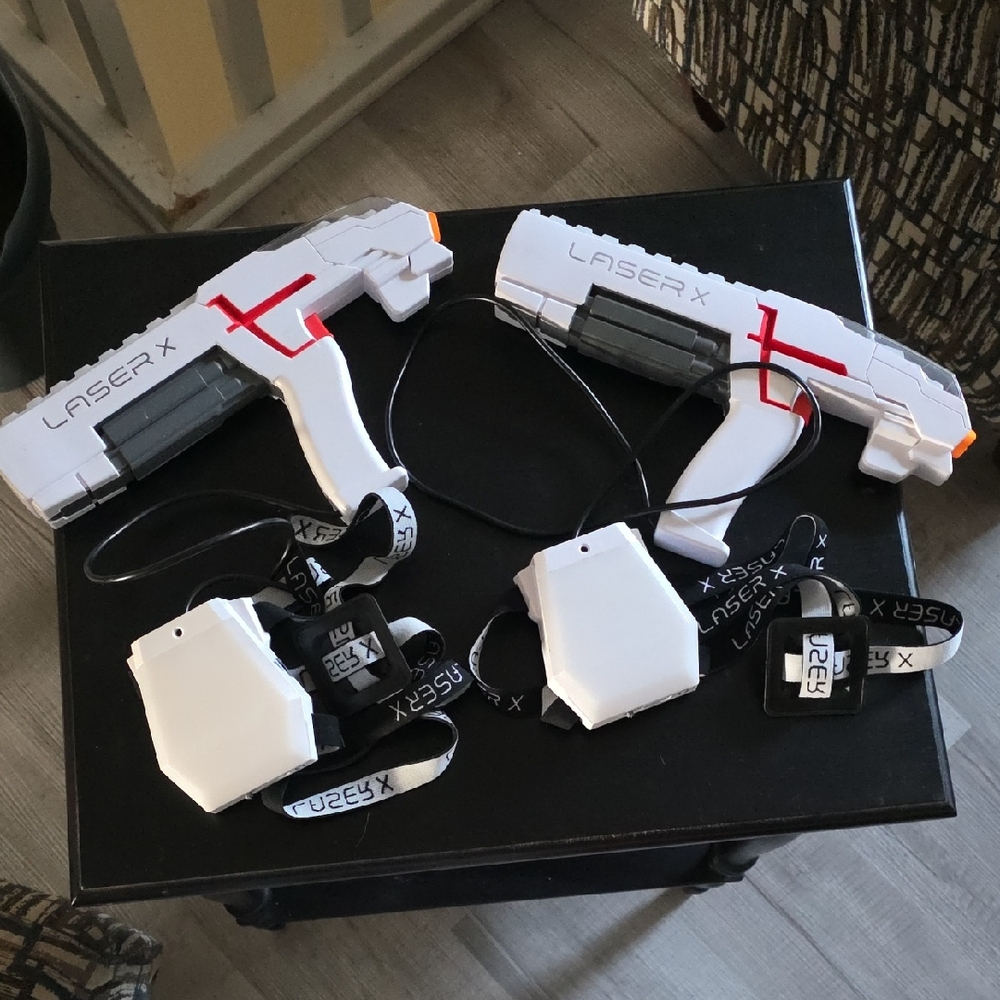 2 Player LASER X Laser Gaming Set Indoor Outdoor Lazer Tag Guns Tested & Working
